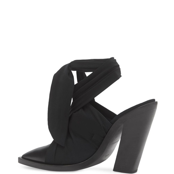 NWT Burberry Tillington Black Leather Ankle-Tie Point-Toe Bootie Pump Mule Heels - Picture 6 of 10